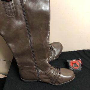 Fancy comfortable boots